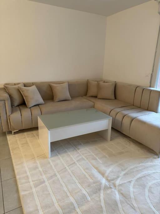 Superbe Appartement - Near Paris Corbeil-Essonnes Eksteriør bilde