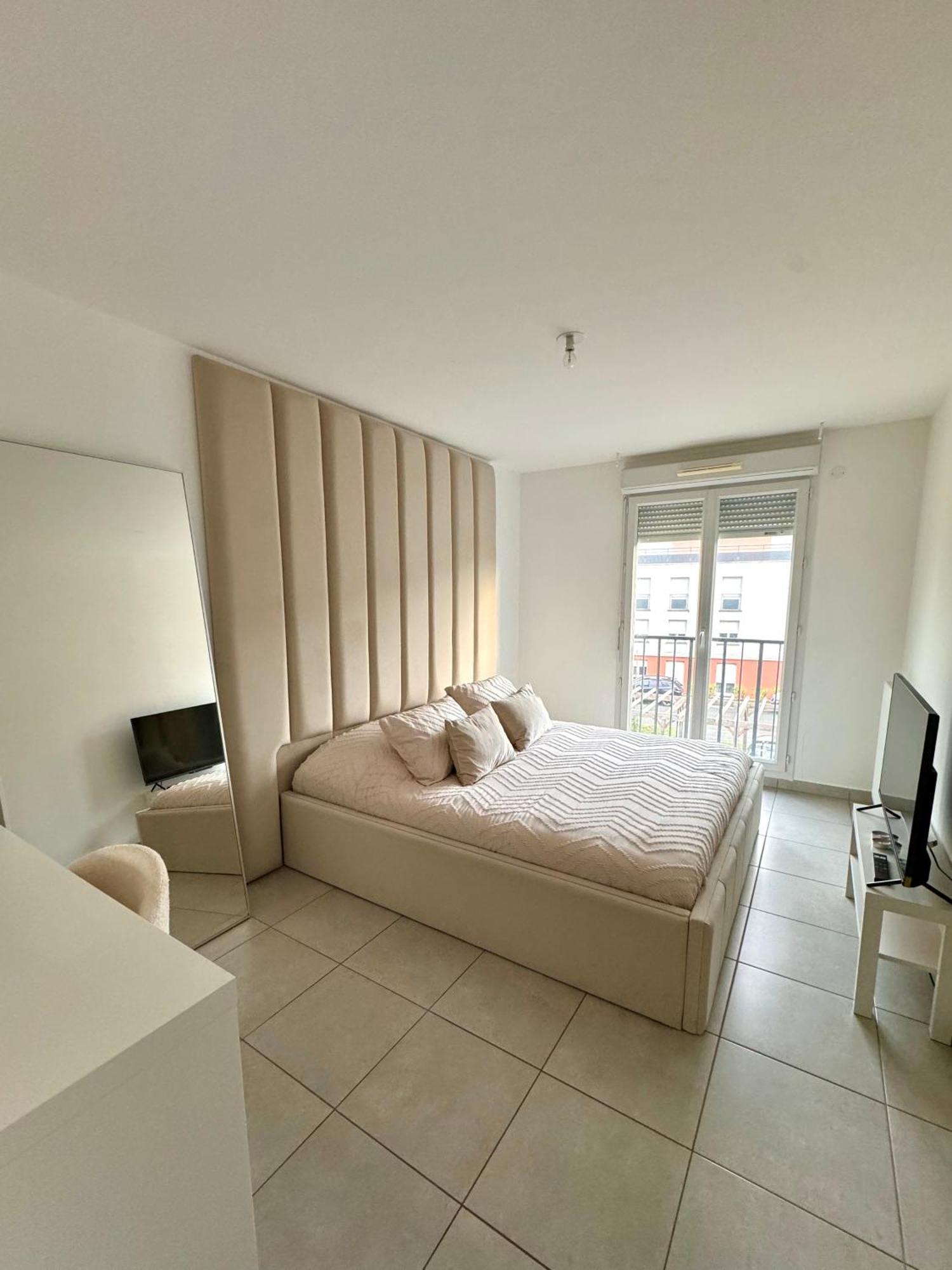 Superbe Appartement - Near Paris Corbeil-Essonnes Eksteriør bilde